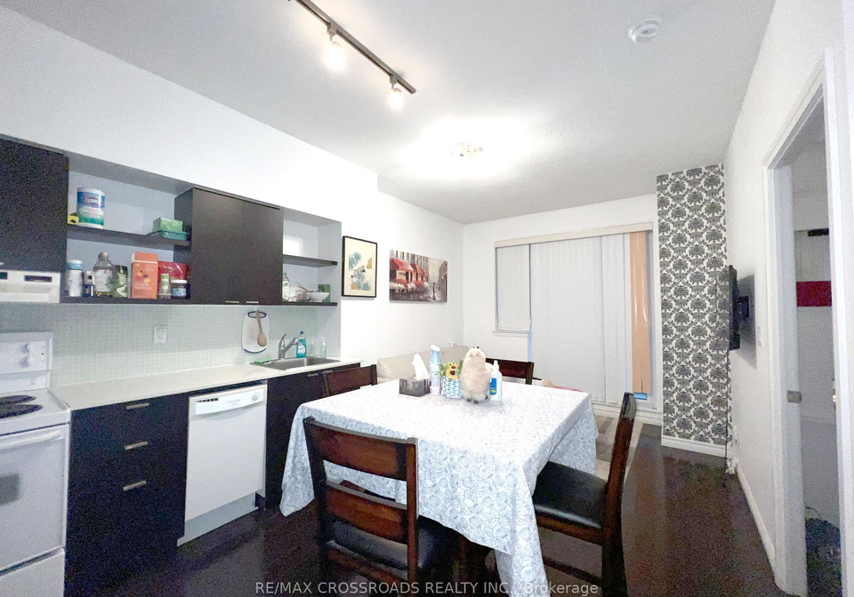 35-hayden-street-toronto-ontario-c12844892