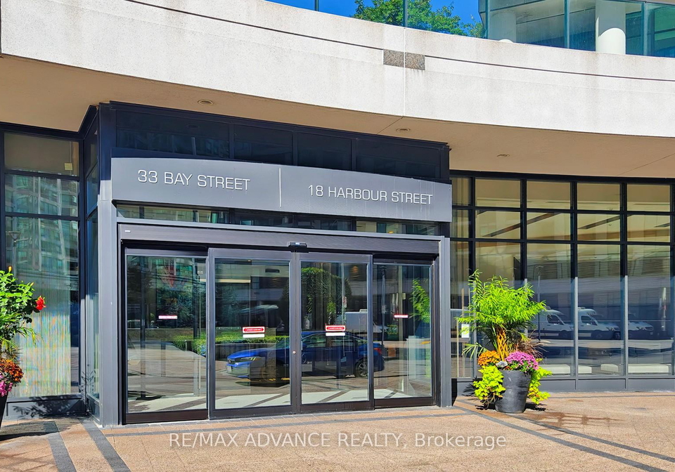 33-bay-street-toronto-ontario-c12845210