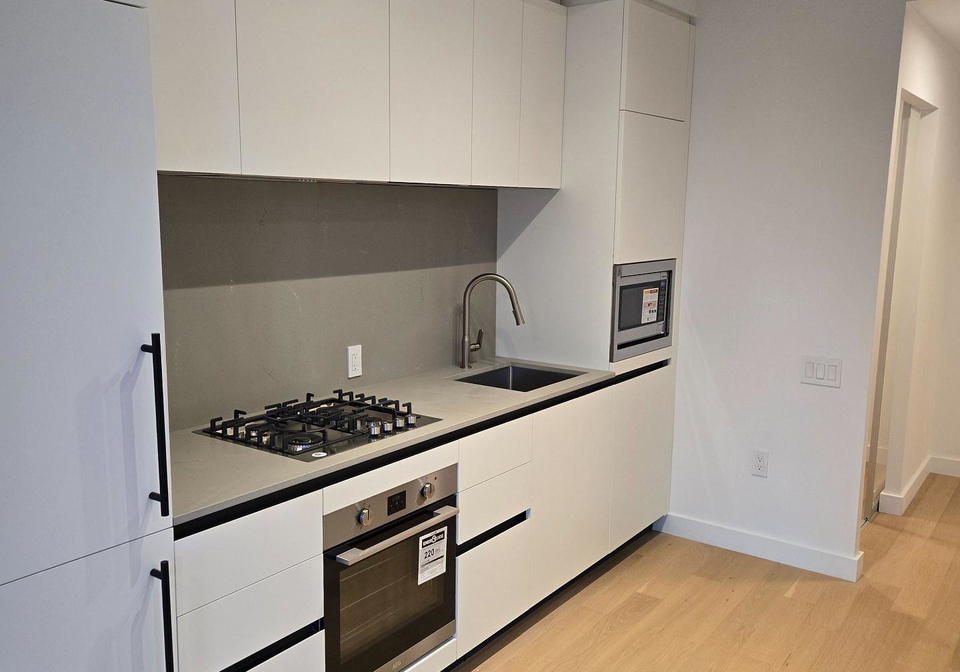 1720-bayview-avenue-toronto-ontario-c12845354