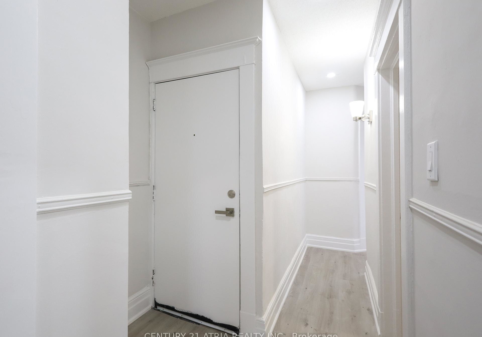 605-college-street-toronto-ontario-c12845378
