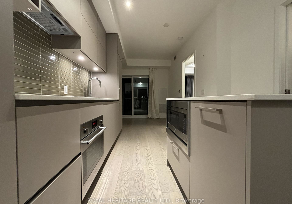 1-yorkville-avenue-toronto-ontario-c12845380