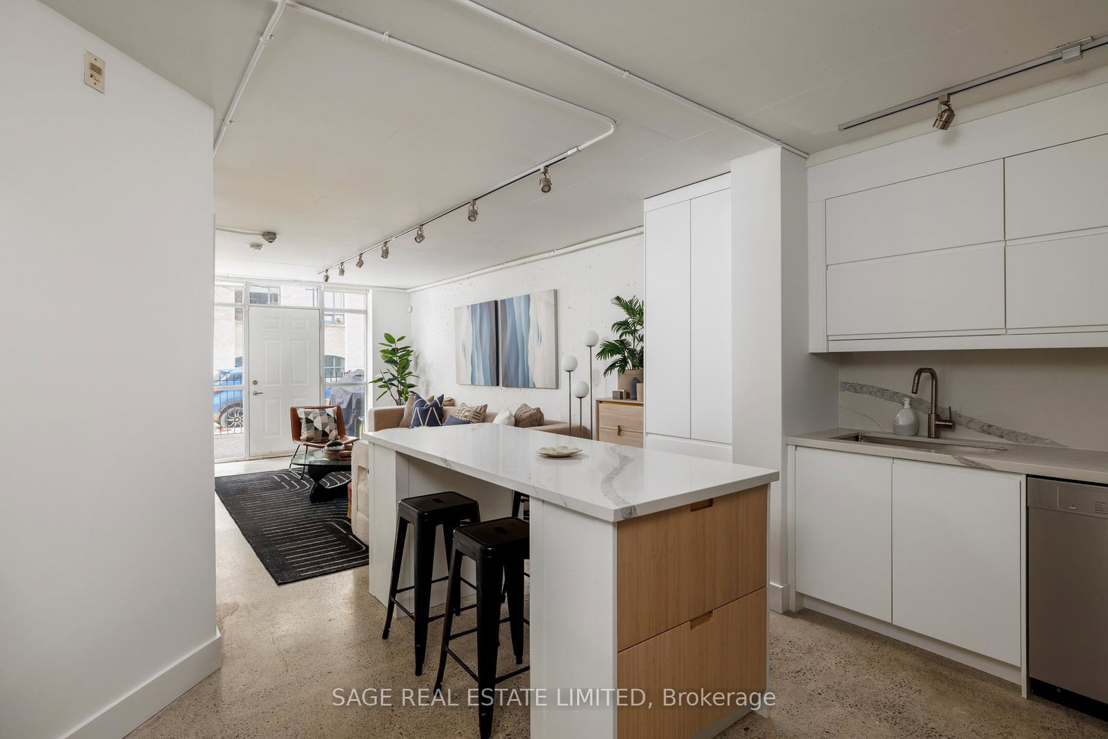 955-queen-street-w-toronto-ontario-c12845604