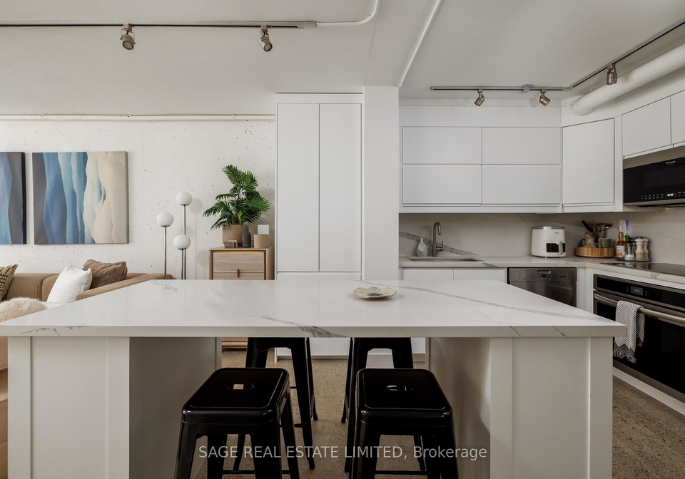 955-queen-street-w-toronto-ontario-c12845604