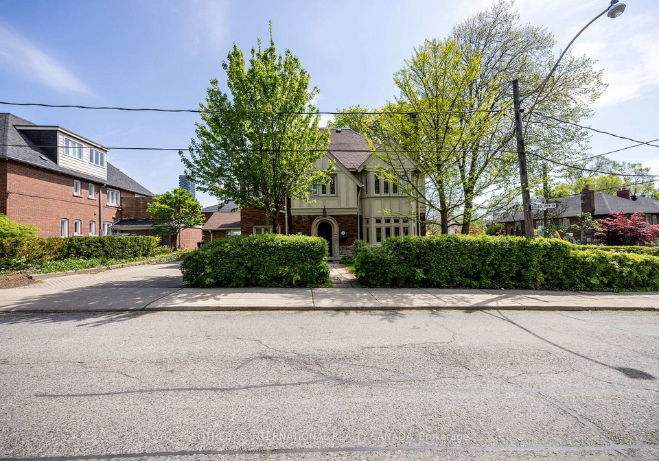 131-highbourne-road-toronto-ontario-c12845730