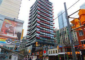 215-queen-street-w-toronto-ontario-c12845852