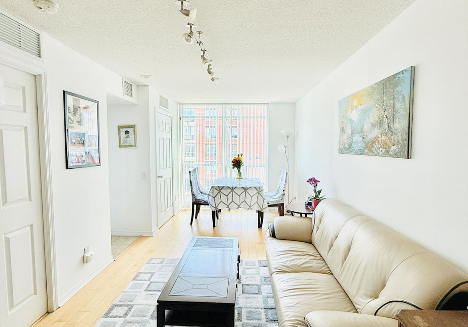 30-harrison-garden-boulevard-north-york-ontario-c12846320