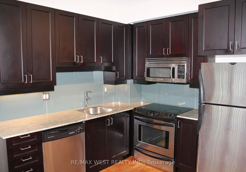 33-lombard-street-toronto-ontario-c12846354