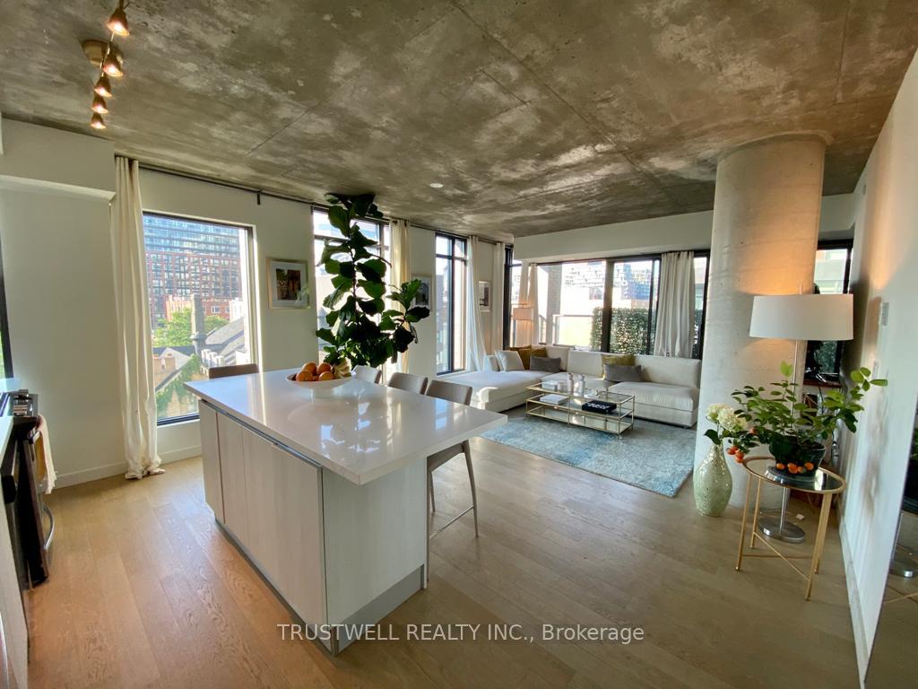 111-bathurst-street-toronto-ontario-c12846358