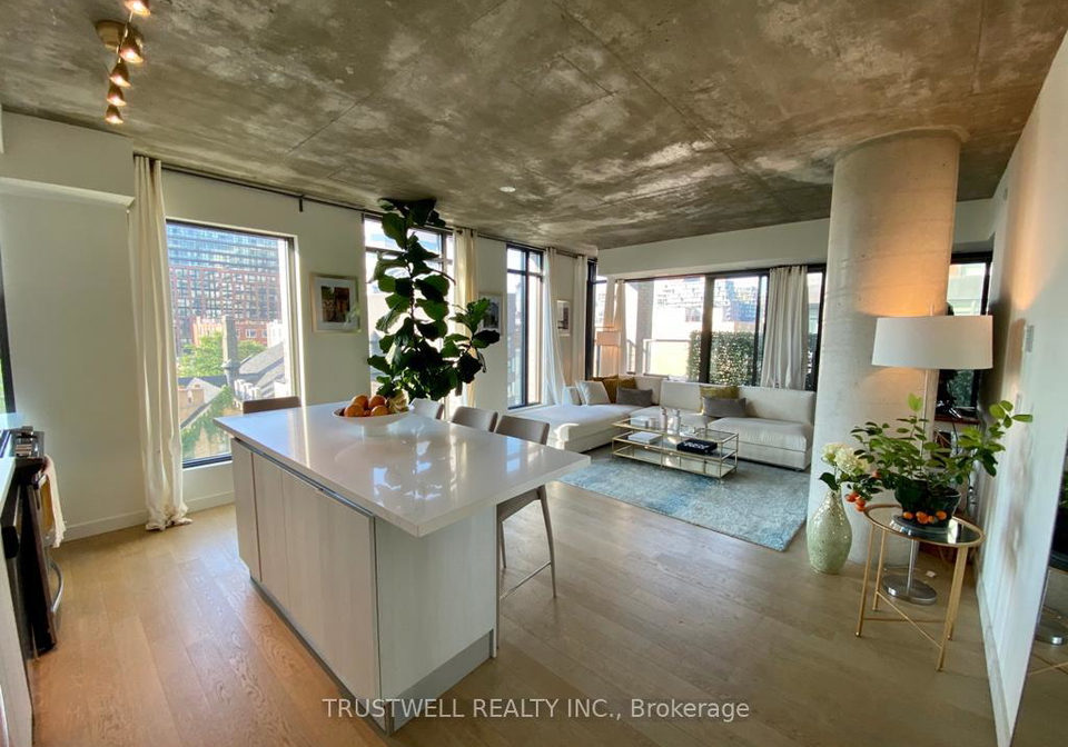 111-bathurst-street-toronto-ontario-c12846358