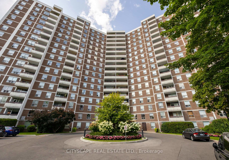 20-edgecliff-golfway-east-york-ontario-c12846494