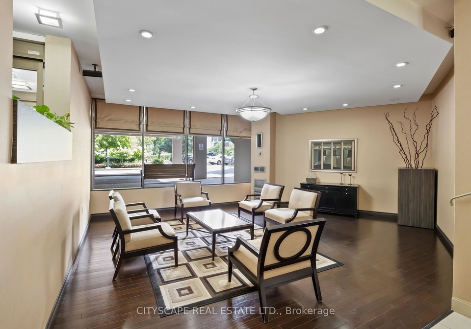 20-edgecliff-golfway-east-york-ontario-c12846494