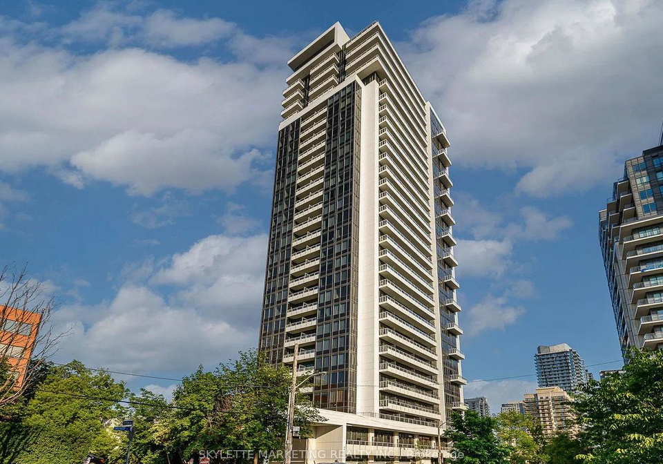 75-canterbury-place-toronto-ontario-c12846544