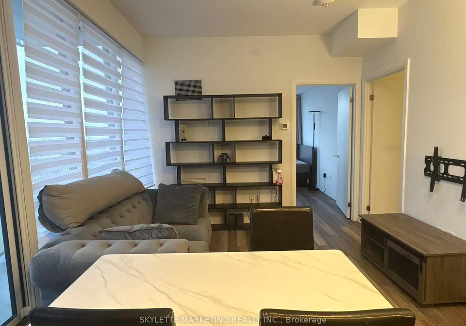 75-canterbury-place-toronto-ontario-c12846544