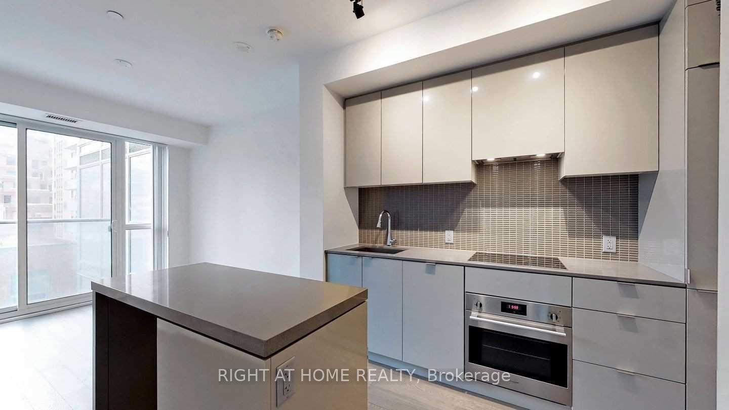 7-grenville-street-toronto-ontario-c12846714