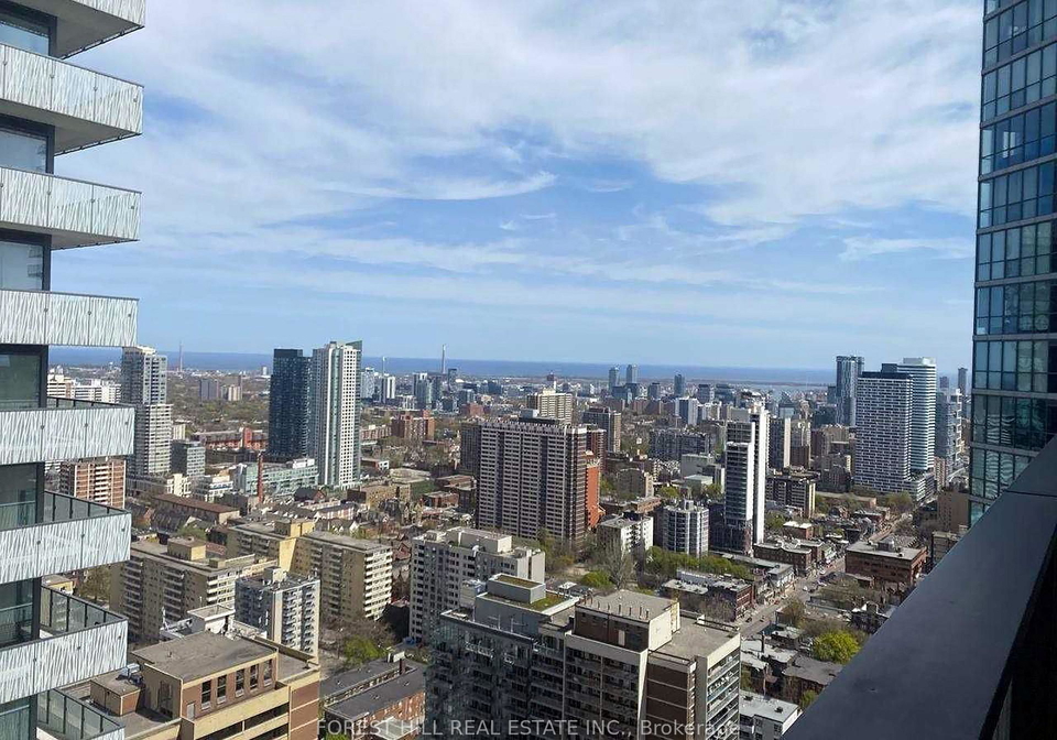 42-charles-street-e-toronto-ontario-c12846808