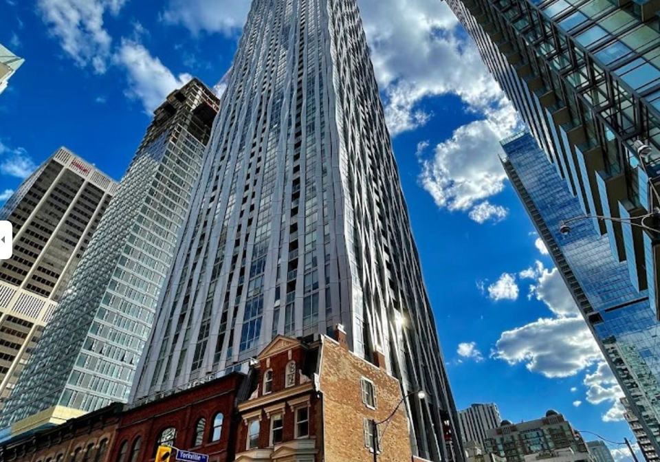 1-yorkville-avenue-toronto-ontario-c12846838