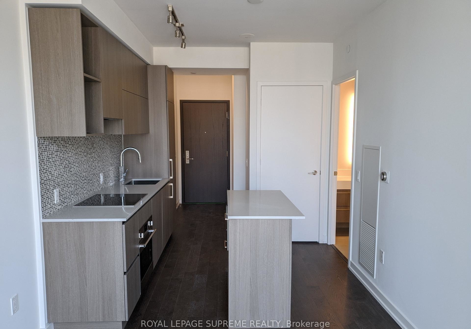 1-yorkville-avenue-toronto-ontario-c12846838