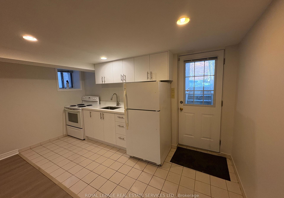 782-palmerston-avenue-toronto-ontario-c12846910