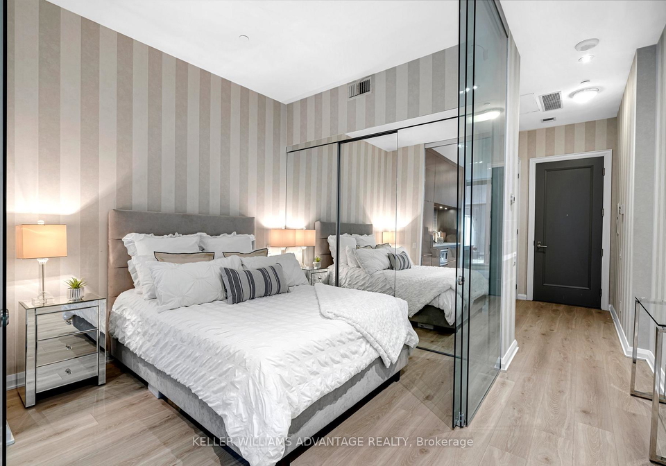 155-yorkville-avenue-toronto-ontario-c12846980