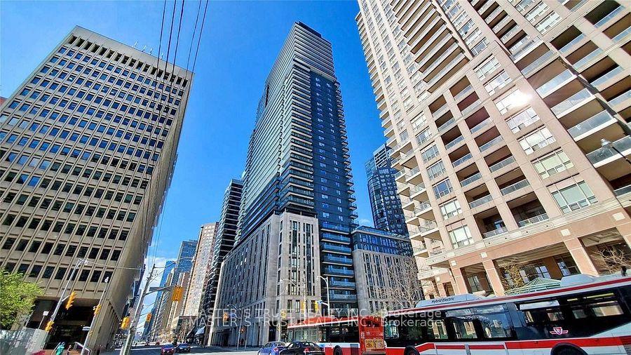 955-bay-street-toronto-ontario-c12847140