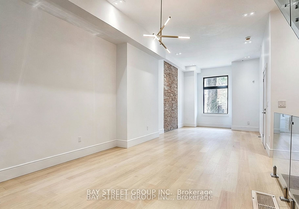 329-clinton-street-toronto-ontario-c12847242