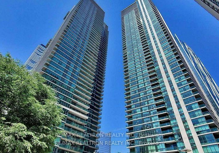 18-harbour-street-toronto-ontario-c12847260