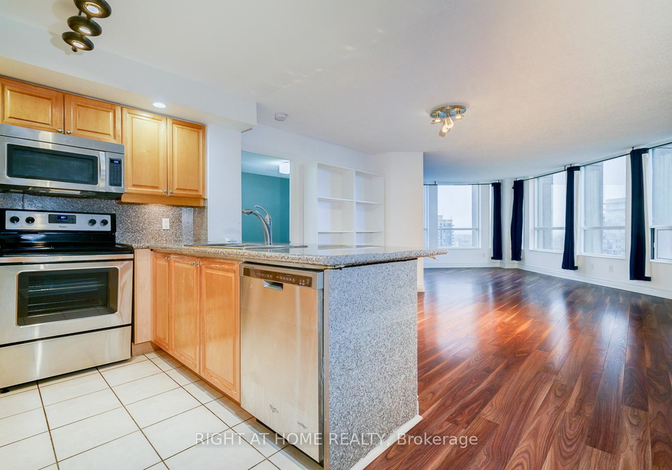 5-northtown-way-north-york-ontario-c12847642