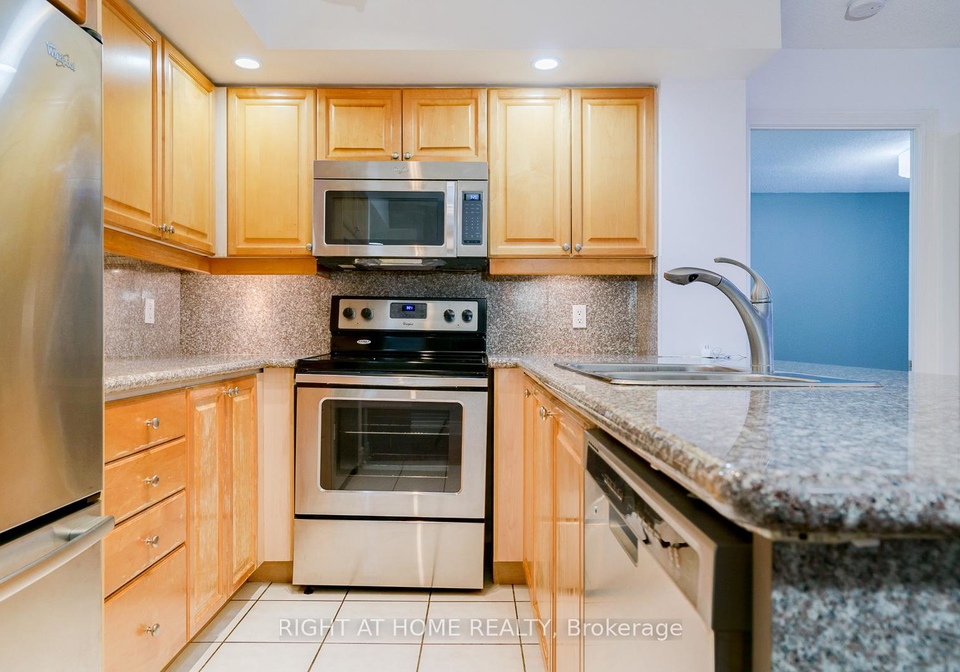 5-northtown-way-north-york-ontario-c12847642
