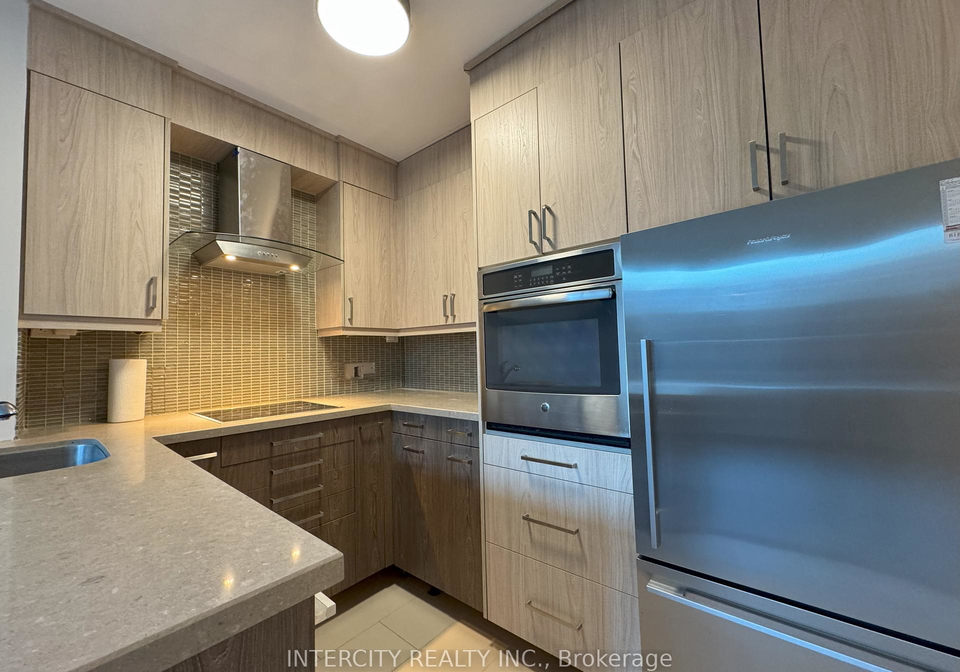 70-alexander-street-toronto-ontario-c12848532