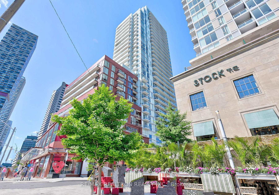 33-helendale-avenue-toronto-ontario-c12848944