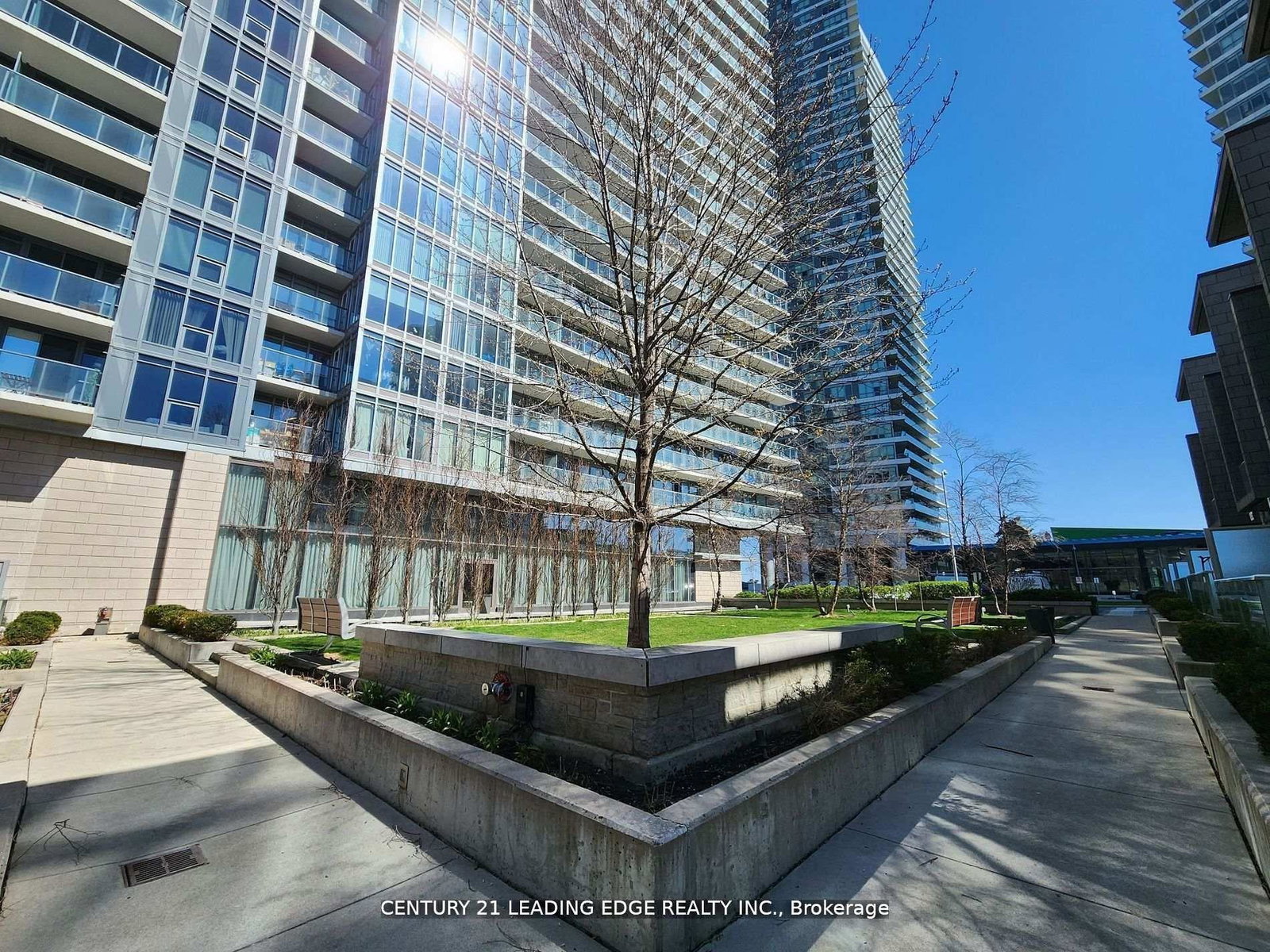 121-mcmahon-drive-north-york-ontario-c12848956