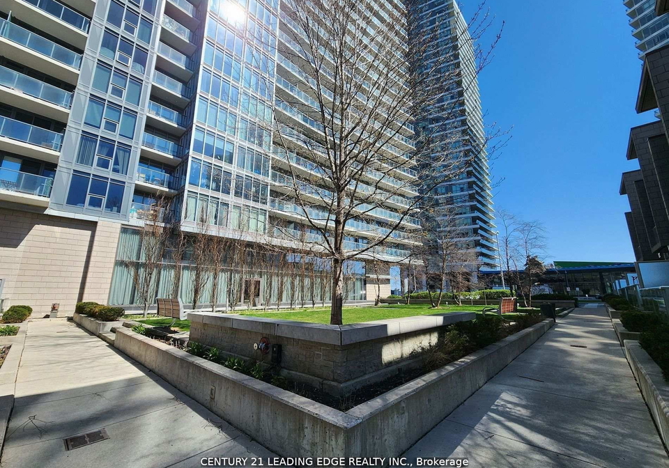 121-mcmahon-drive-north-york-ontario-c12848956