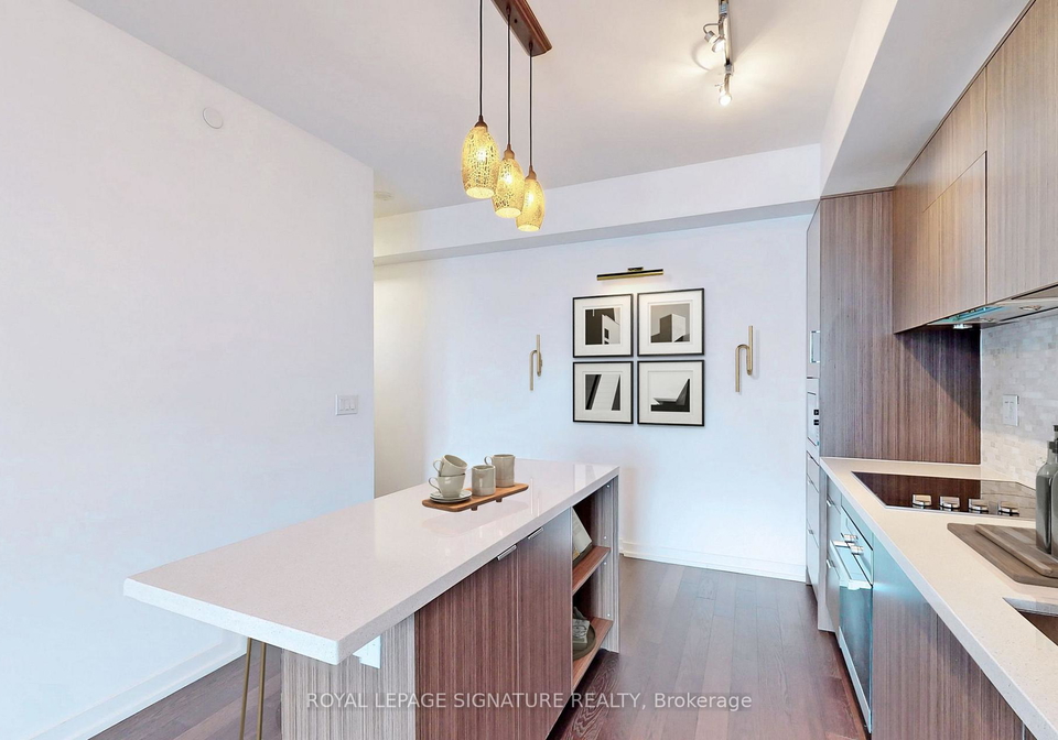 21-widmer-street-toronto-ontario-c12849588