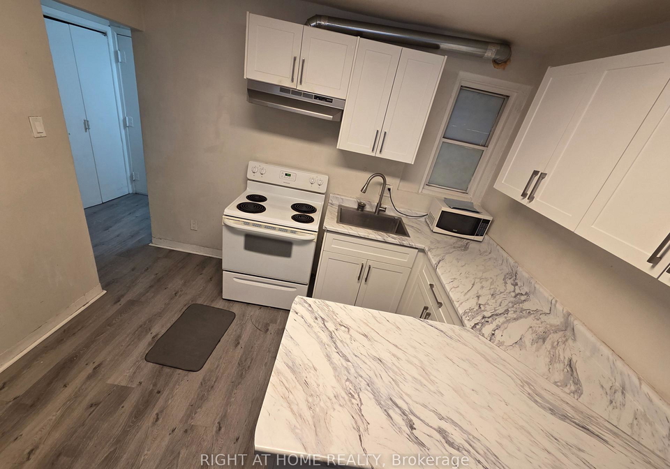 1561-eglinton-avenue-w-toronto-ontario-c12849646