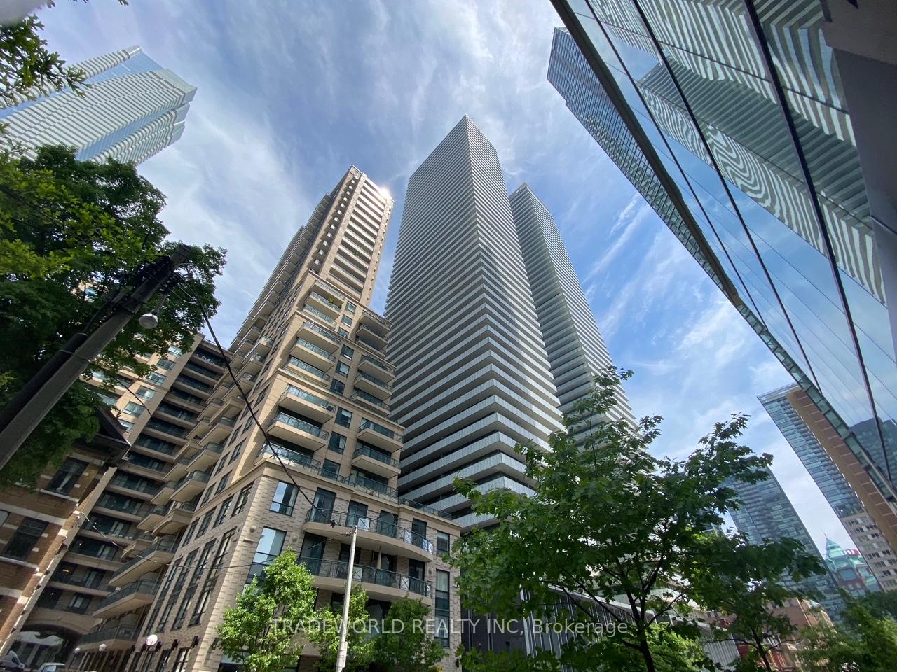 42-charles-street-e-toronto-ontario-c12849750