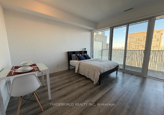 42-charles-street-e-toronto-ontario-c12849750