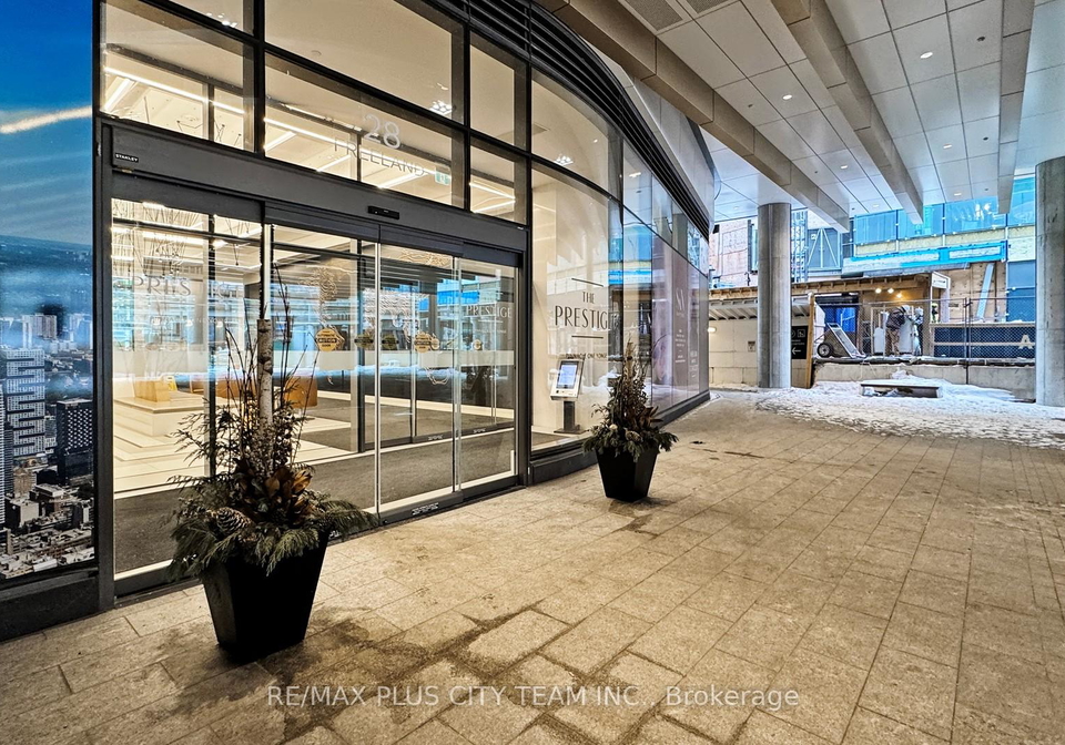 28-freeland-street-toronto-ontario-c12849772