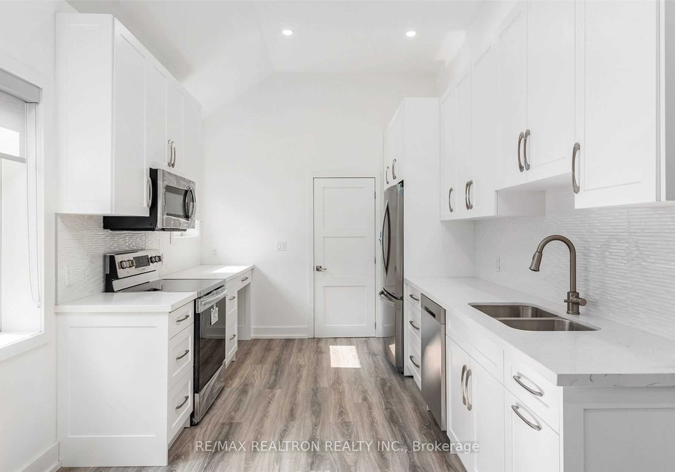 76-lawrence-avenue-w-toronto-ontario-c12850242