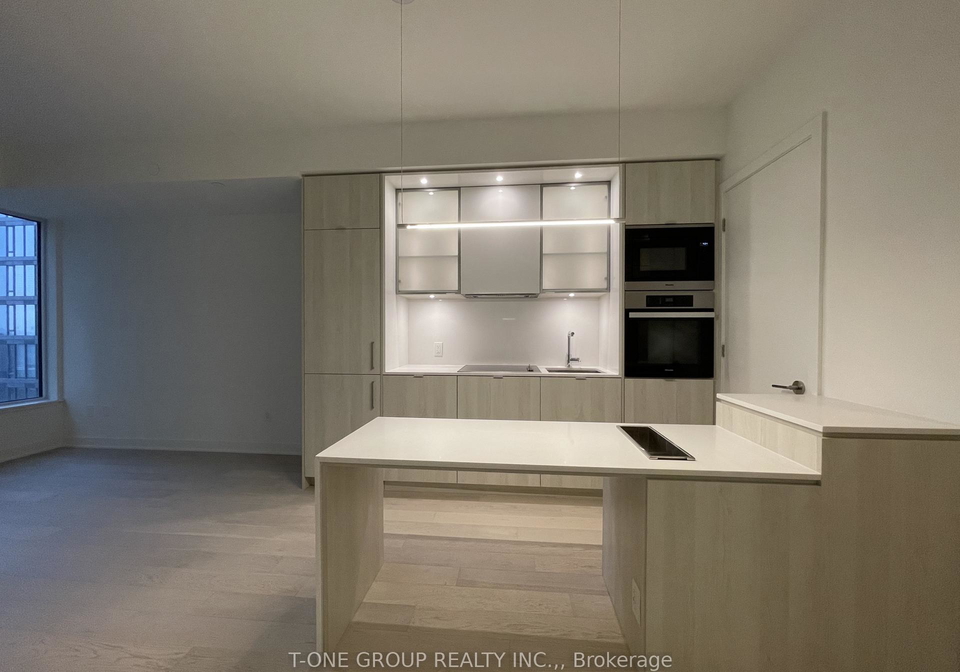 11-yorkville-avenue-toronto-ontario-c12850368