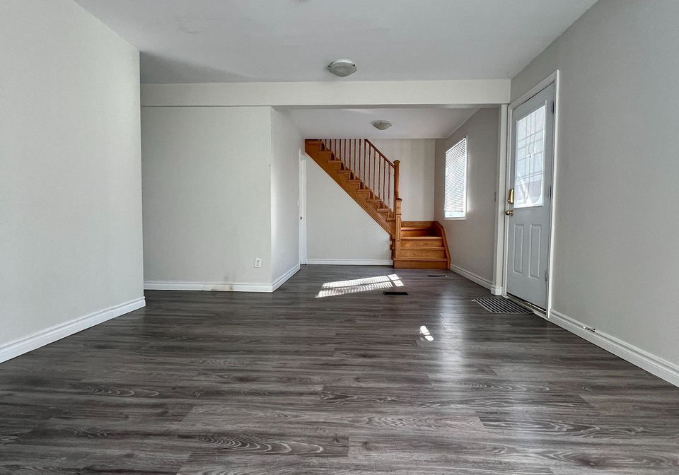 24-eldora-avenue-toronto-ontario-c12850780
