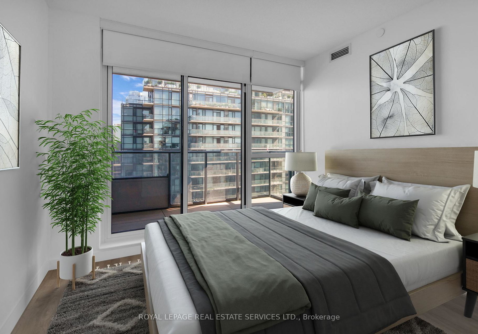 38-widmer-street-toronto-ontario-c12850978