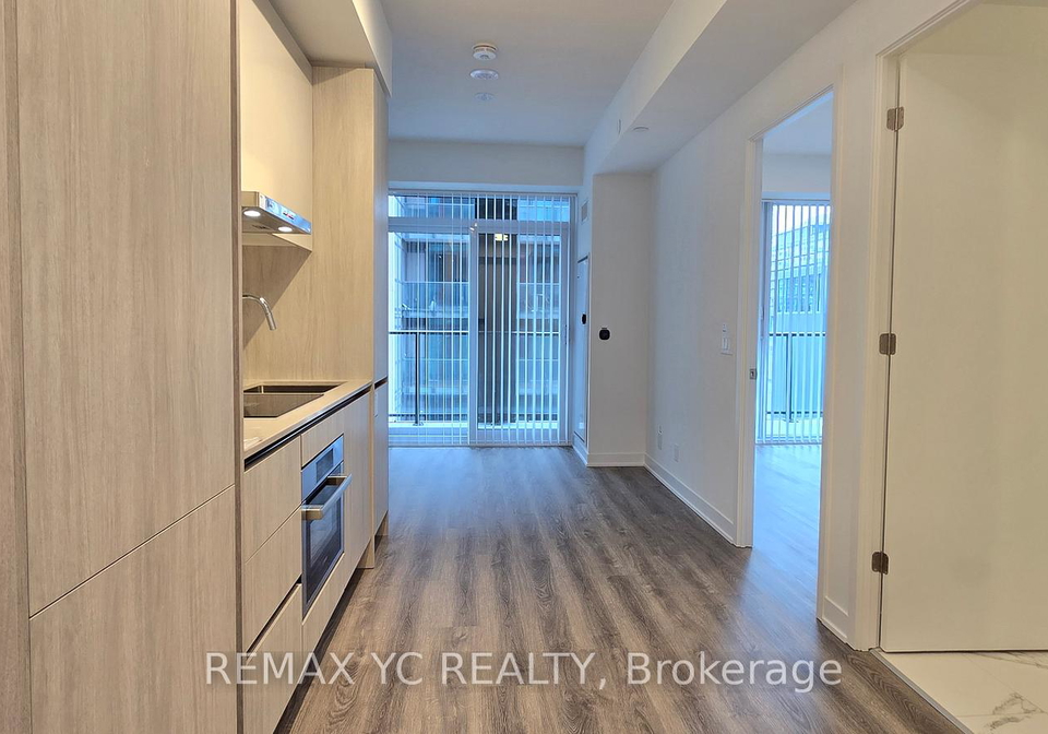 180-front-street-e-toronto-ontario-c12851098