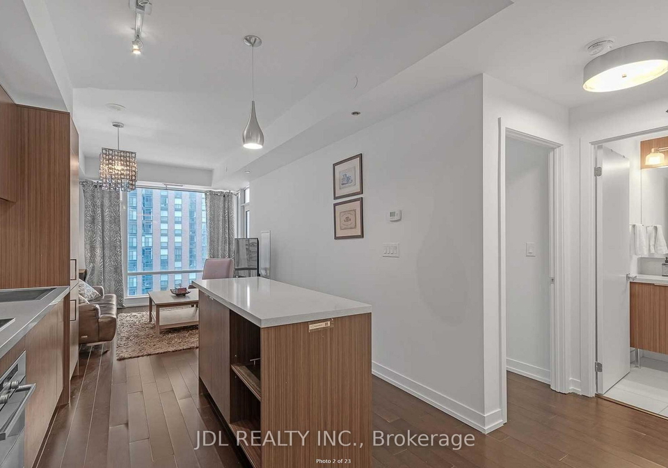 21-widmer-street-toronto-ontario-c12851408