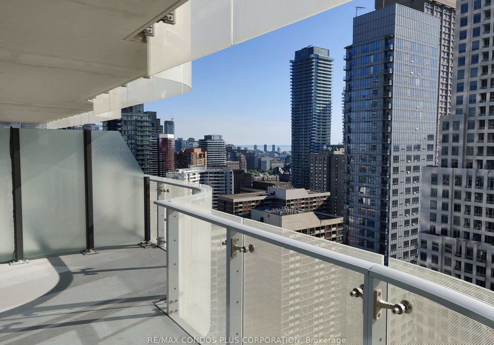 1-bloor-street-e-toronto-ontario-c12851584