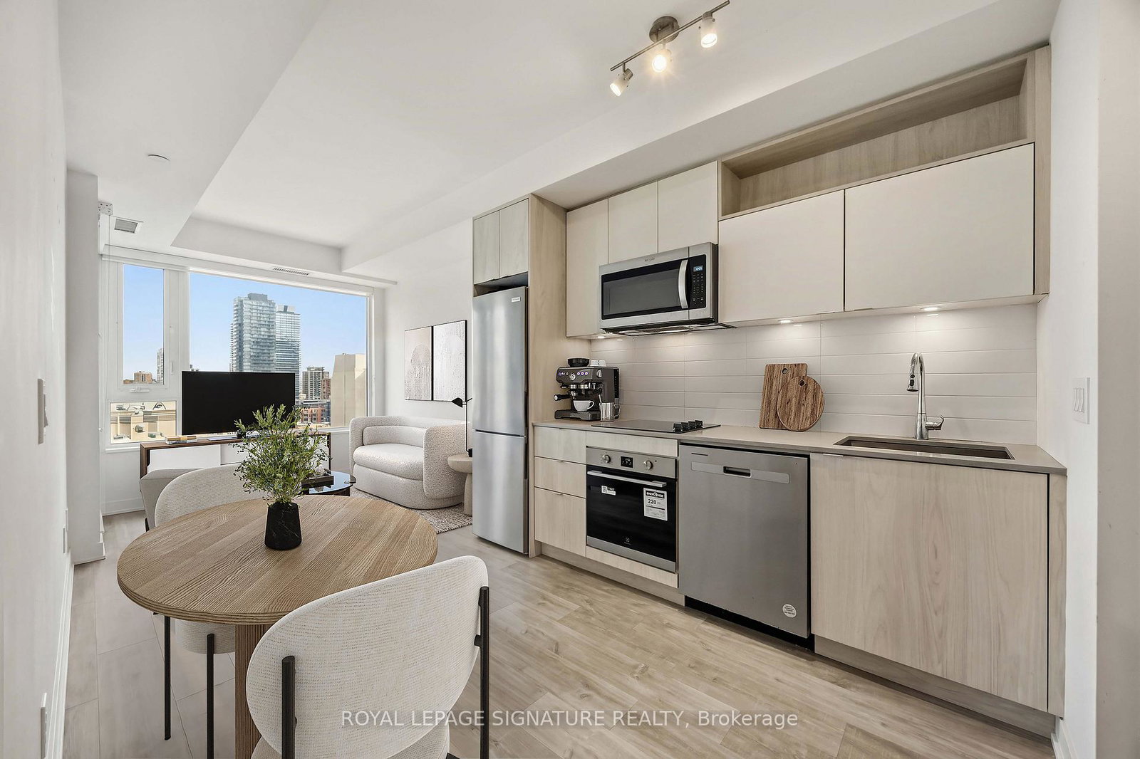 60-princess-street-toronto-ontario-c12851810