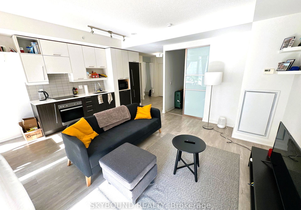 199-richmond-street-w-toronto-ontario-c12852120