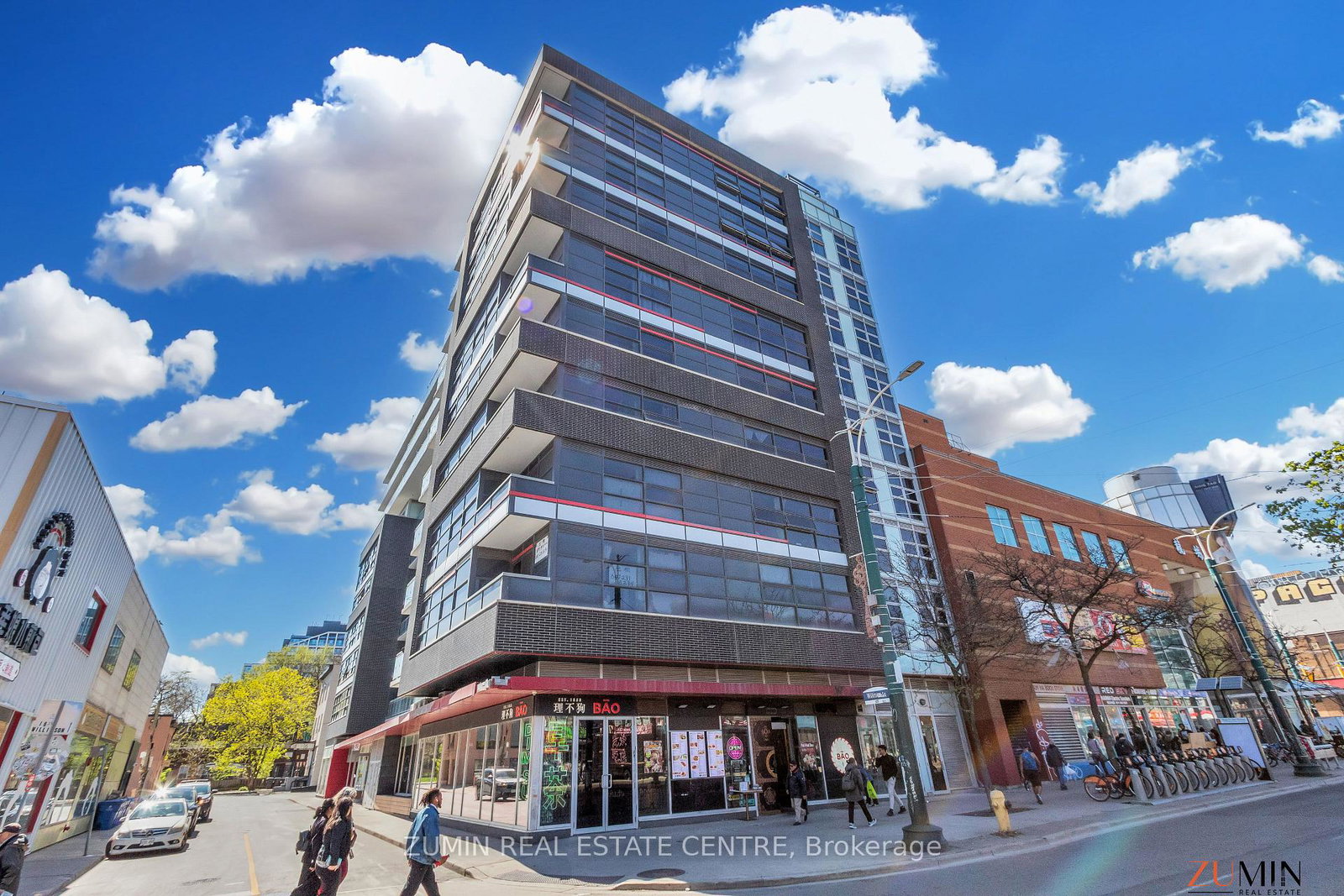 10-willison-square-toronto-ontario-c12852286