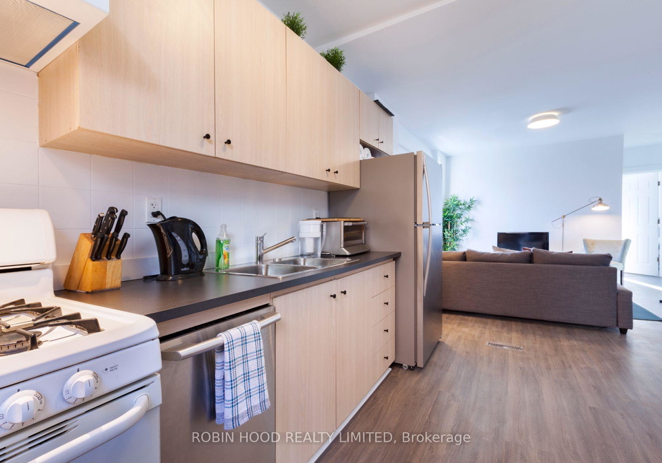 1-beatrice-street-toronto-ontario-c12852422