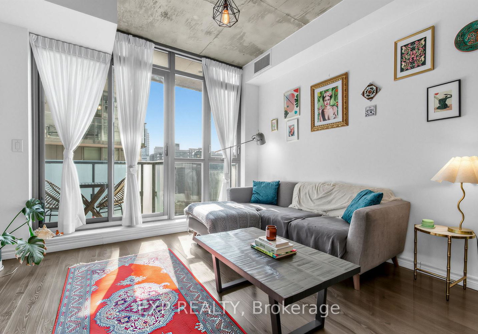 8-gladstone-avenue-toronto-ontario-c12852476
