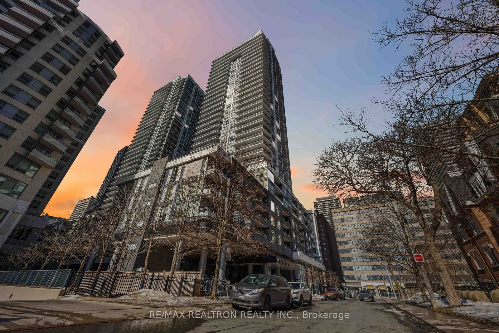 98-lillian-street-toronto-ontario-c12852718